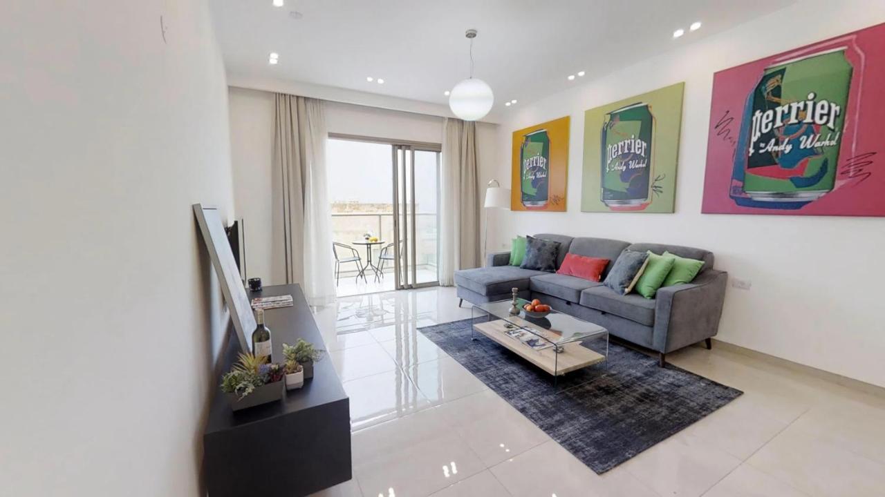 Exclusive Two-Bedroom Apartment With Parking 耶路撒冷 外观 照片